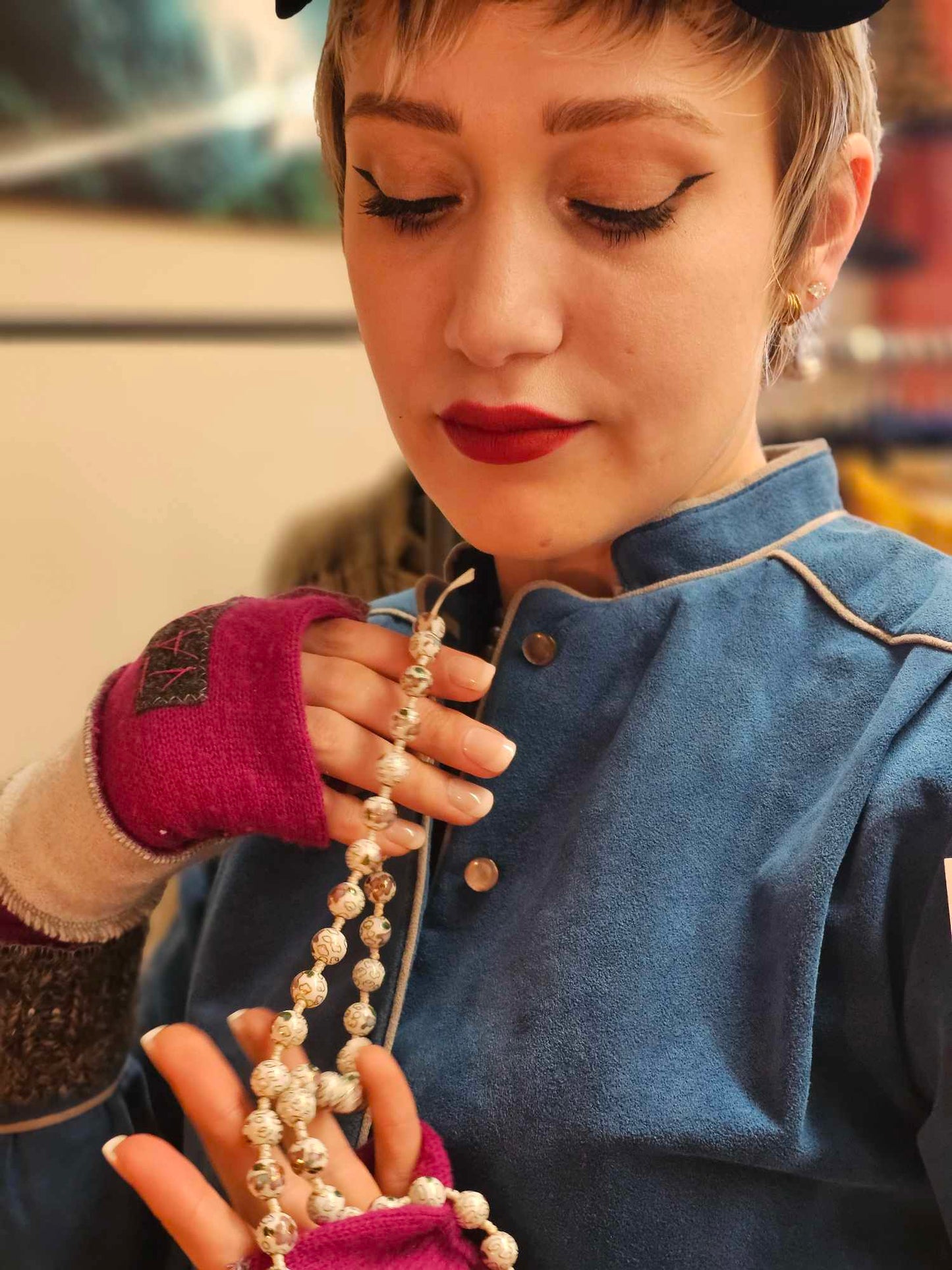 Soft Cashmere Fuchsia base Jax fingerless gloves