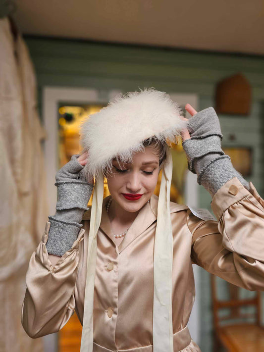 Soft Cashmere Grey Jax fingerless gloves