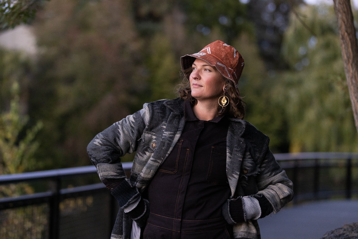 Rust canvas turned into an Adult bucket