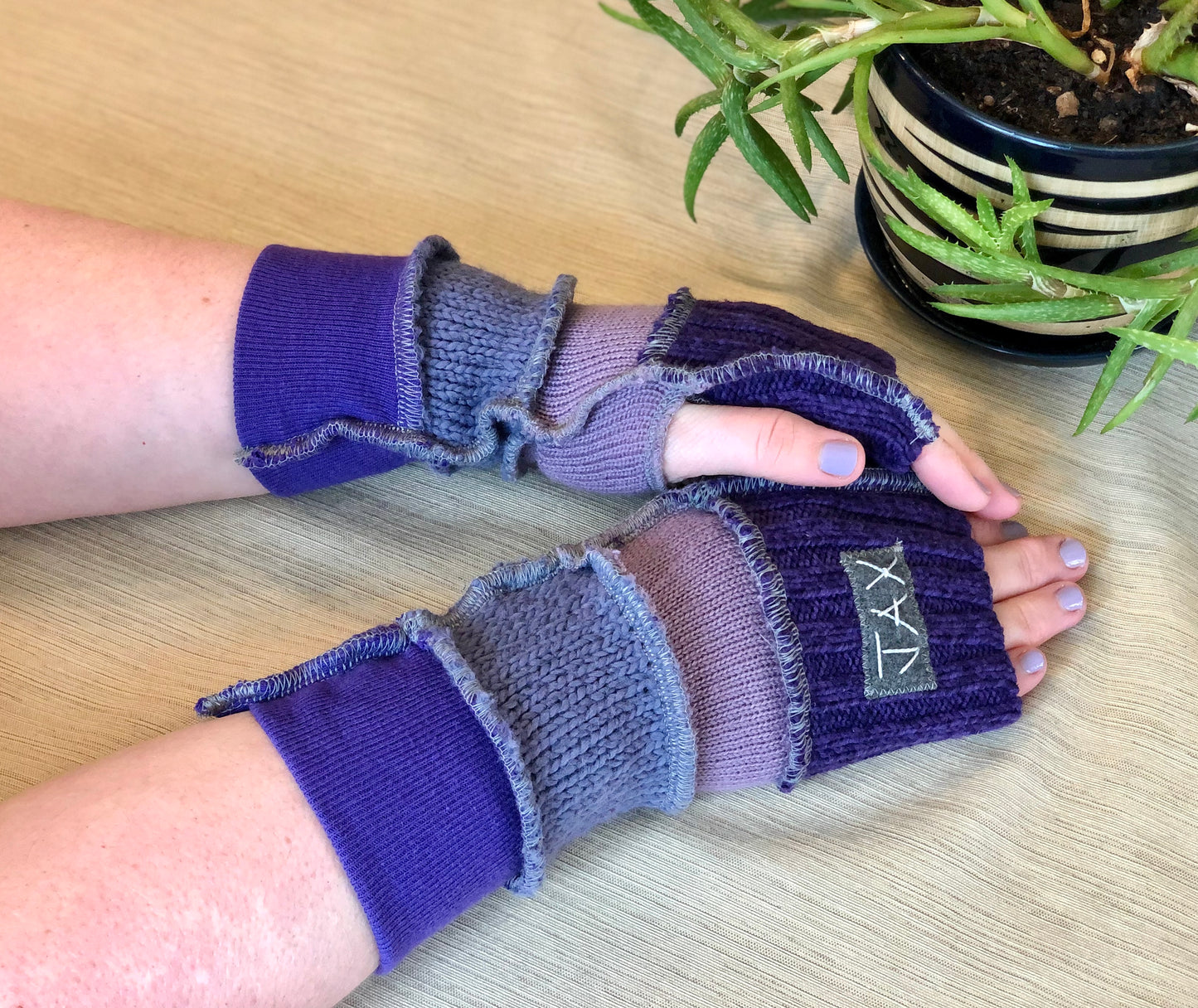 Upcycled mixed purple Jax texting gloves