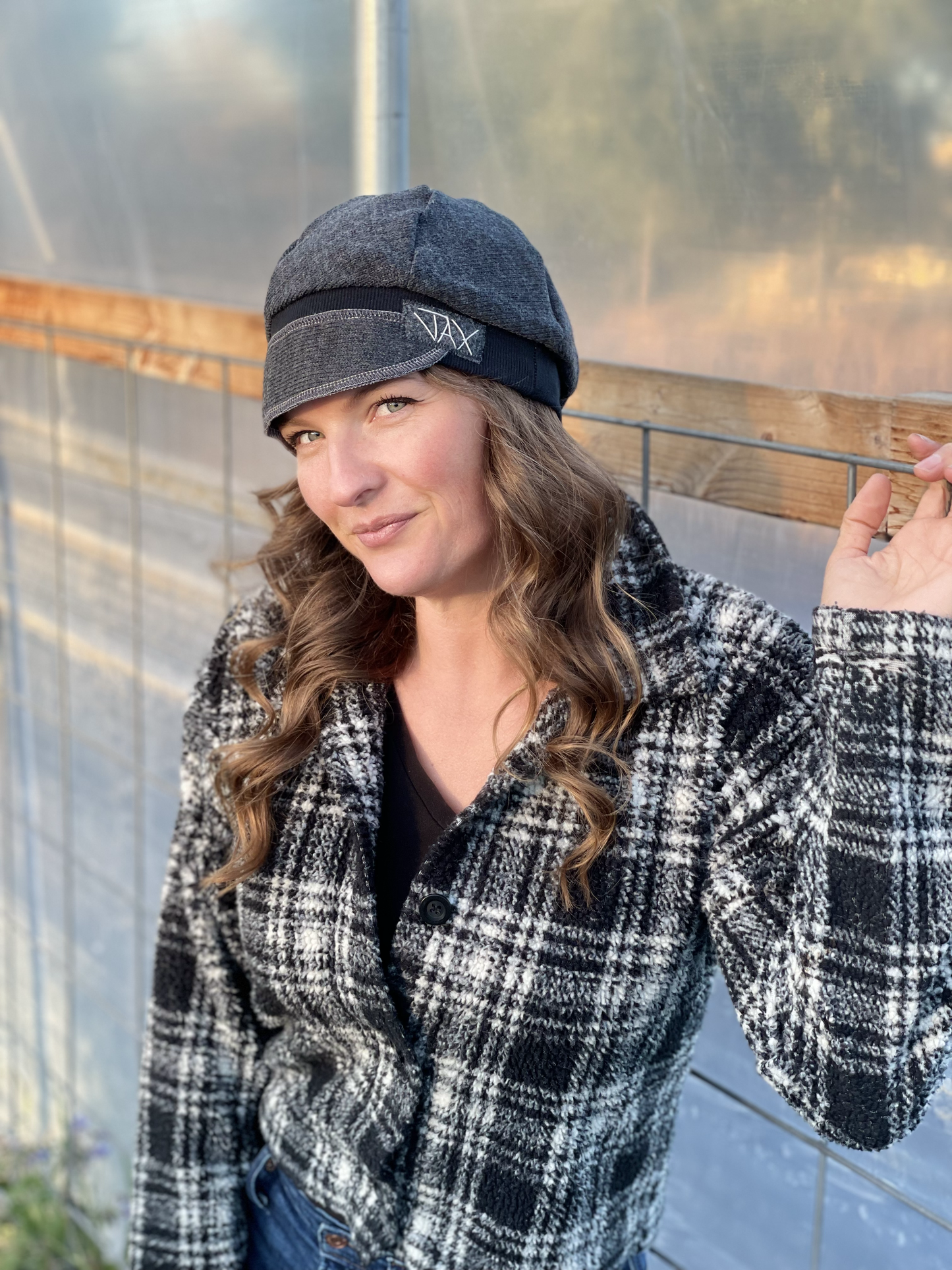 Upcycled sweater Dark Grey with Black Flapper cap choose size