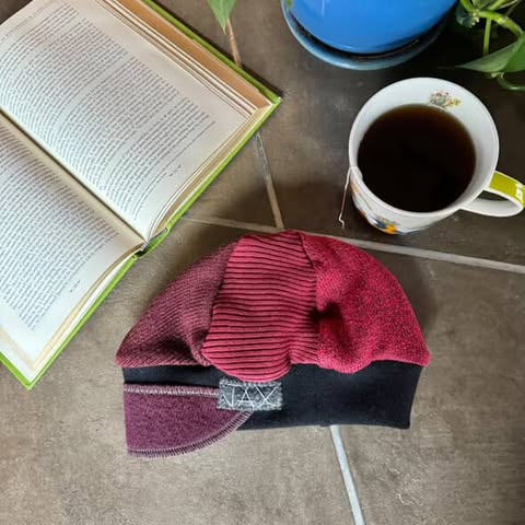 Choose a colorway Newsboy caps