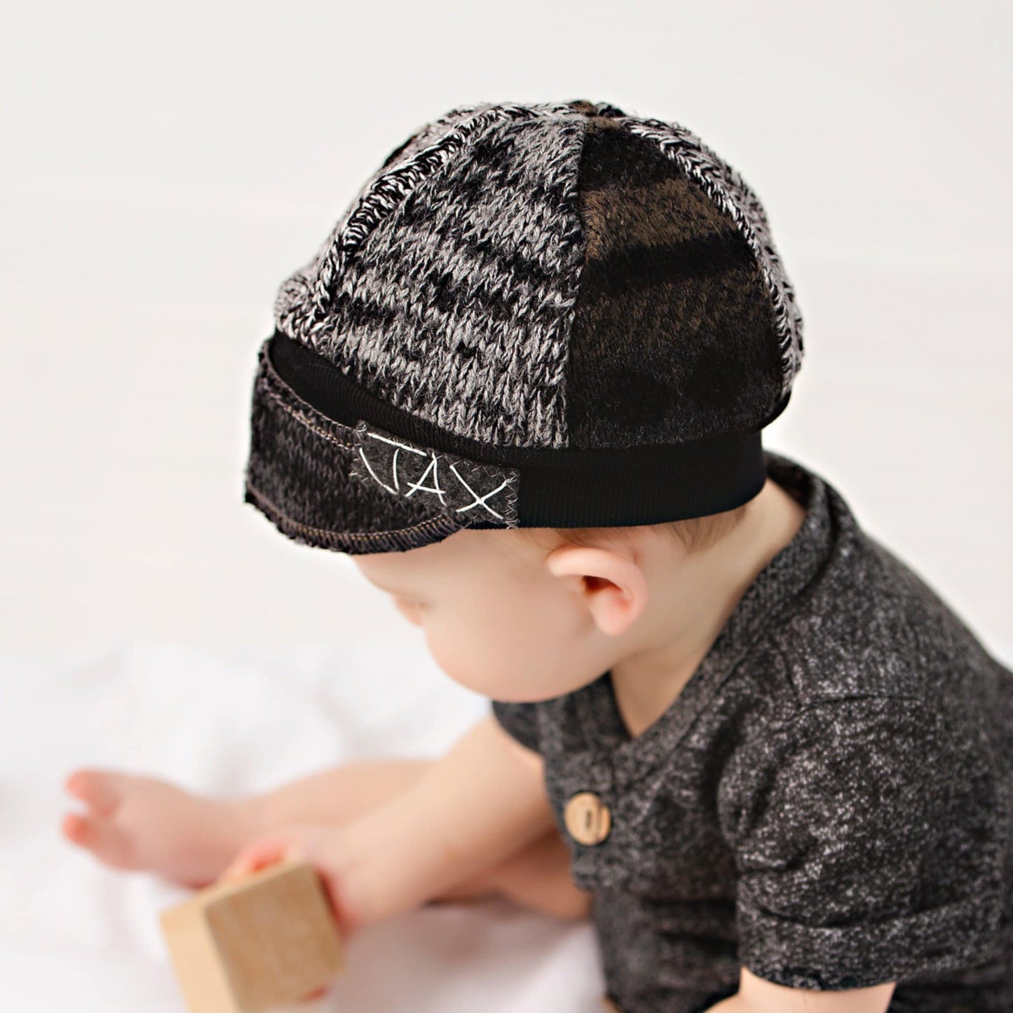 Choose your colors mixed sweater Newsboy/girl beanie