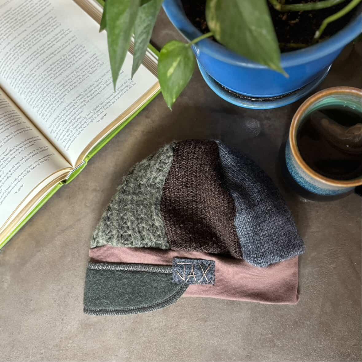 The colorful collection Newsboy caps (choose SM-XL)