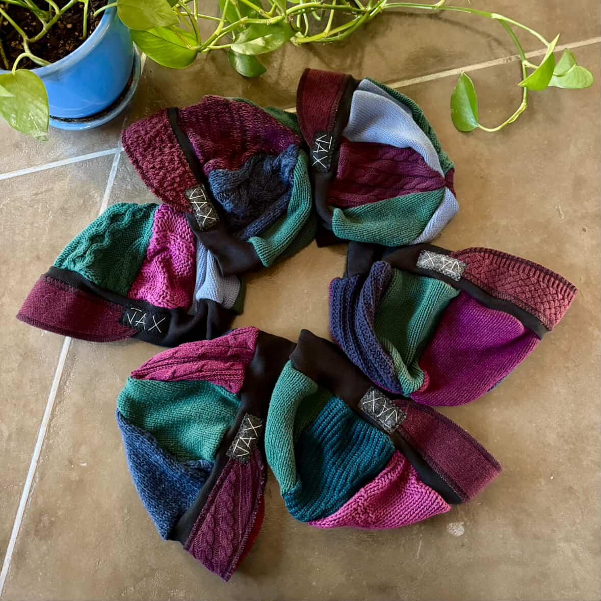 Choose a colorway Newsboy caps