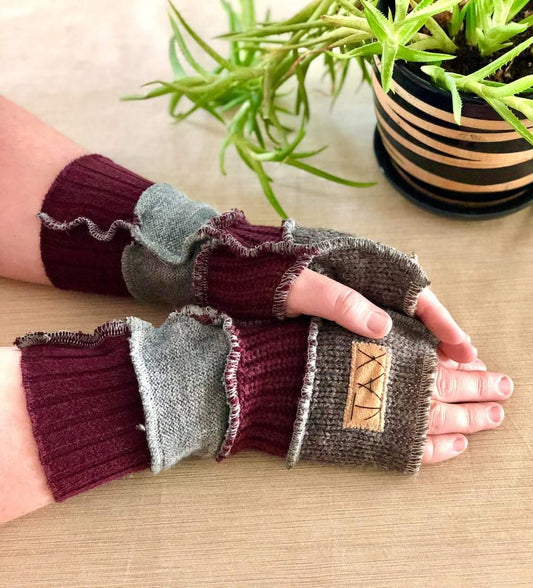 Upcycled grey and burgundy mix sweaters Fingerless texting gloves
