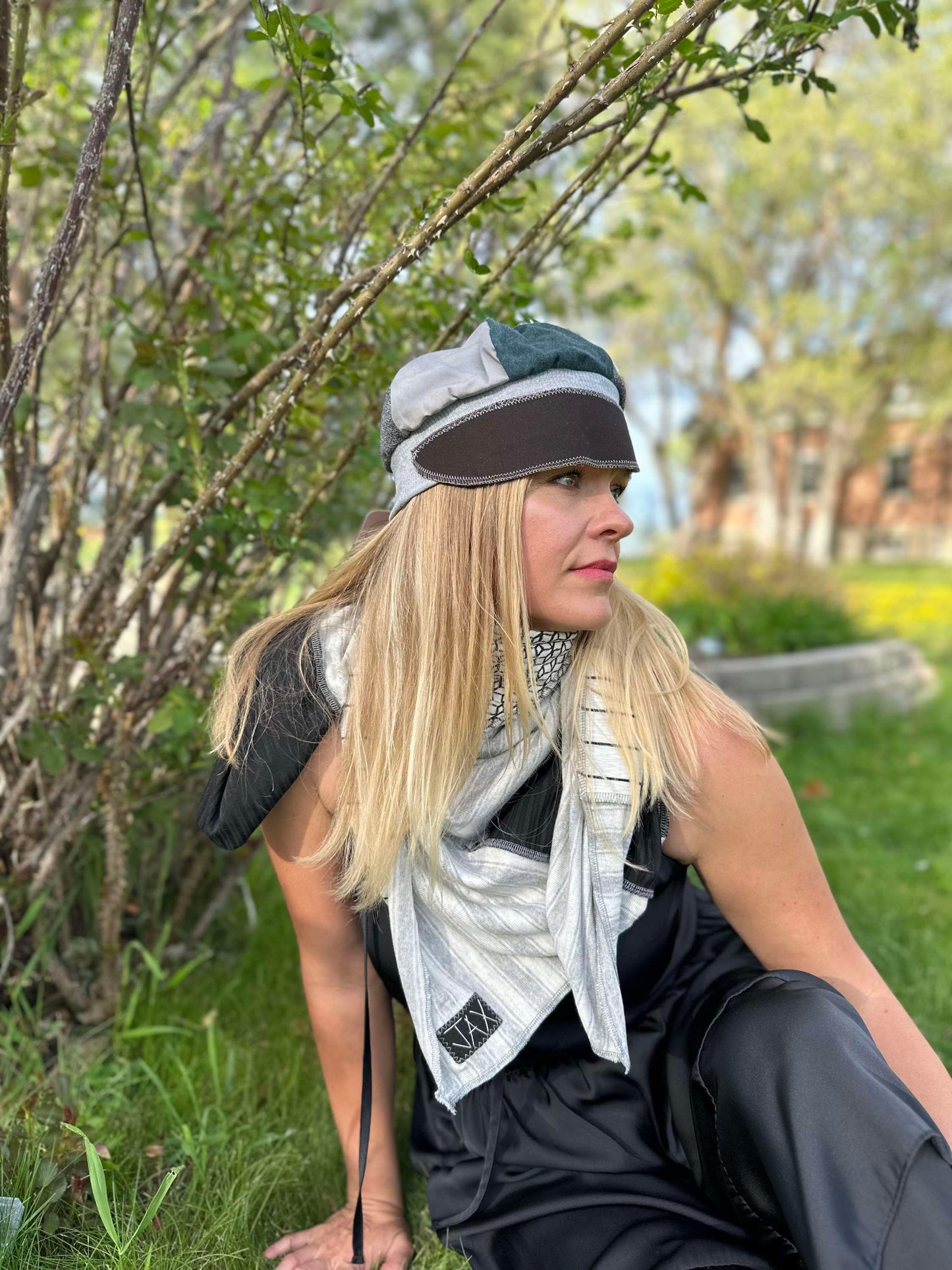 Green and grey upcycled flapper hat onesize