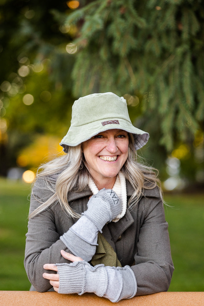 Upcycled Fall mix light Grey sweaters Fingerless texting gloves